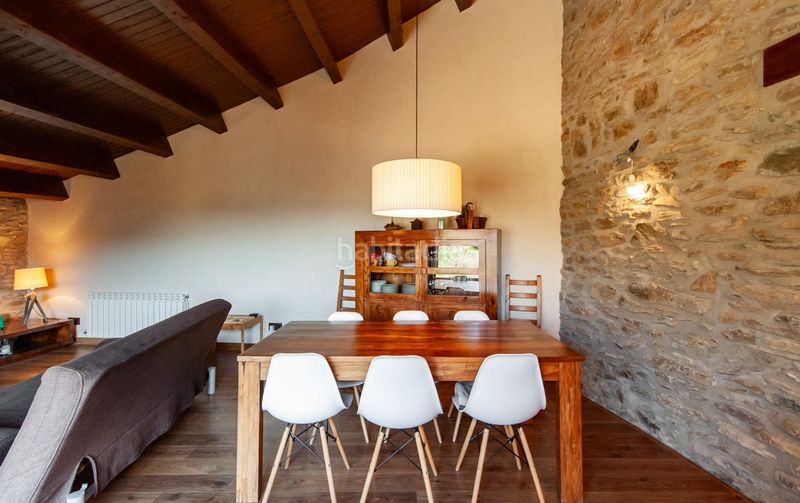 Foto d54e0163-5b09-4f13-9a40-ffbff9a35478. Casa amb calefacció a Torre de Cabdella (La)