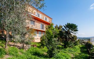 Rent Chalet  Camino cami reial. Casa con vistas, jardín, montaña y gran espacio exterior en ento