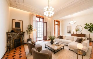 Pis a CORTS CATALANES