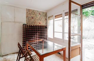 Casa  Carrer germanor. Espacio, jardín e infinitas posibilidades en una de las zonas má