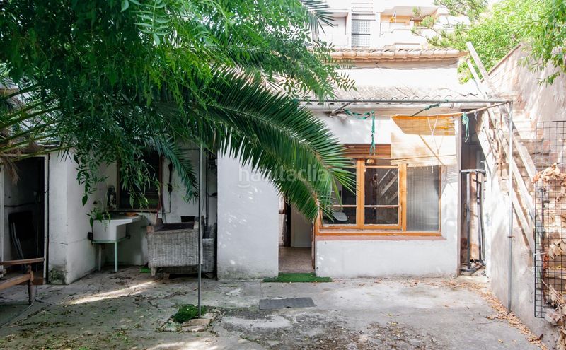 Foto 066d85bf-ba70-49df-80e1-25e19e1c4413. Casa espacio, jardín e infinitas posibilidades en una de las zonas más prácticas en Vilafranca del Penedès