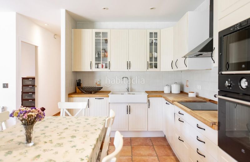 Foto 2f9a9840-3ab8-4b5c-a7a7-1028c6f13a60. Casa a El Mirador-La Cornisa Sant Andreu de Llavaneres