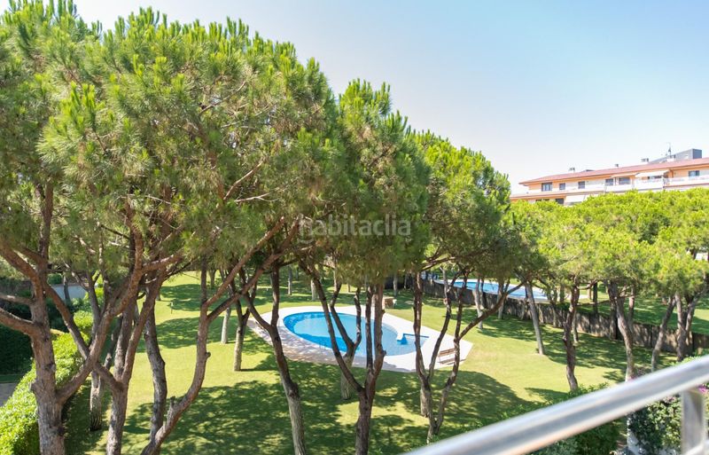 Foto abd52e10-54a7-484a-8da6-86b3418cda30. Pis amb calefacció aparcament piscina a Gava Mar Gavà