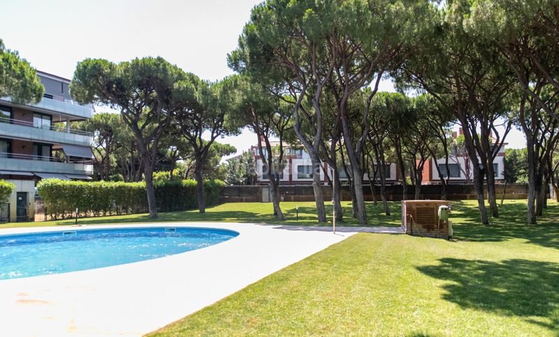 Foto fa058d66-99e8-4e36-9cce-34f550378b3a. Pis amb calefacció aparcament piscina a Gava Mar Gavà