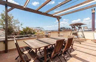 Dúplex  Calle vidal. Ático dúplex con gran terraza, piscina comunitaria y múltiples e