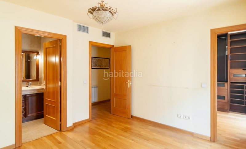 Foto cd286e53-33e1-4972-91f0-da5825e16a0c. Dúplex amb calefacció aparcament piscina a Sant Julià Vilafranca del Penedès