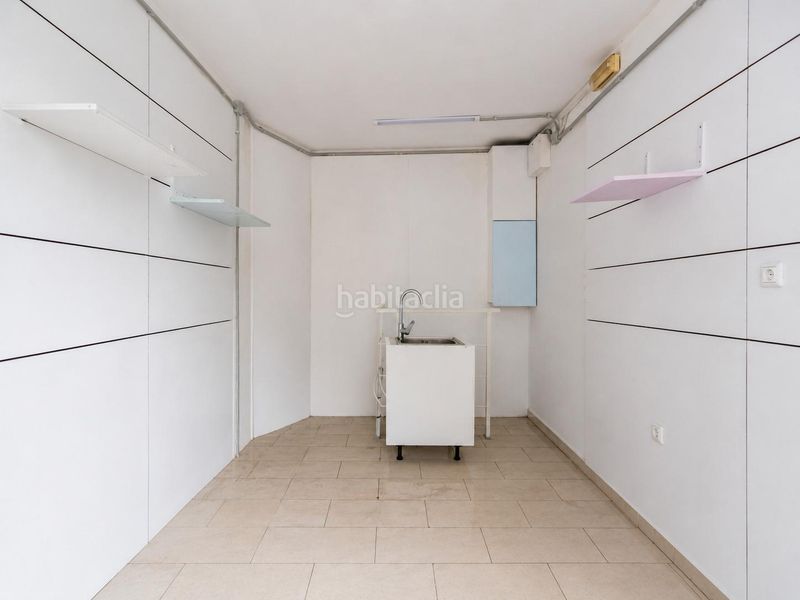 Foto 4f5ed0e4-115e-48ea-9e3c-4ce3720ca0a6. Local comercial a Carmel Barcelona