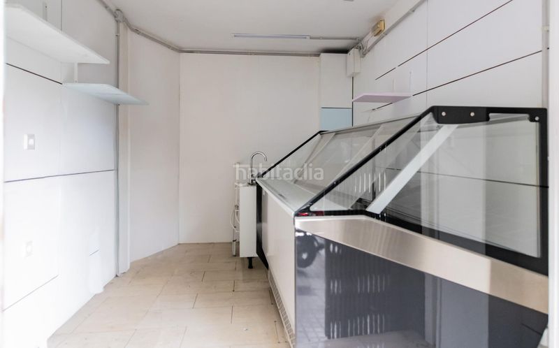 Foto beff31b2-b445-4b29-8768-ec540910aecd. Local comercial a Carmel Barcelona