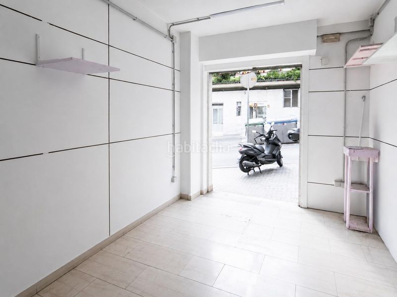 Foto d736e3ad-5662-45c3-a690-6241f2039d6e. Local comercial a Carmel Barcelona