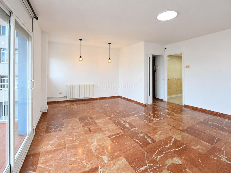 Foto 1d43874d-5f0c-4450-aabd-089214231a19. Flat with heating in Xúquer Terrassa