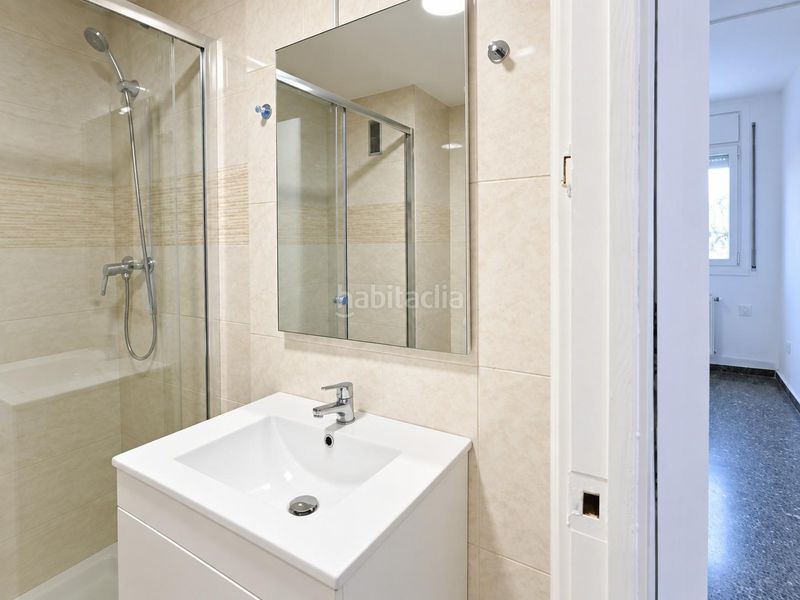Foto ae4975c2-3d37-4c30-9747-35ab849c0e33. Flat with heating in Xúquer Terrassa