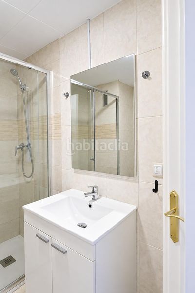 Foto fbdb75ac-ed70-4f7e-b6b8-8180c767fc92. Flat with heating in Xúquer Terrassa