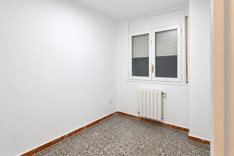 Foto fbe2a748-4d45-4bbd-9dae-e3d9512422e0. Flat with heating in Xúquer Terrassa