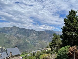 Solar urbano en Sant Julià de Lòria. Increíble oportunidad para construir la casa de sus sueños