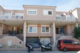Maison  Calle valencia. Bungalow en jacarilla