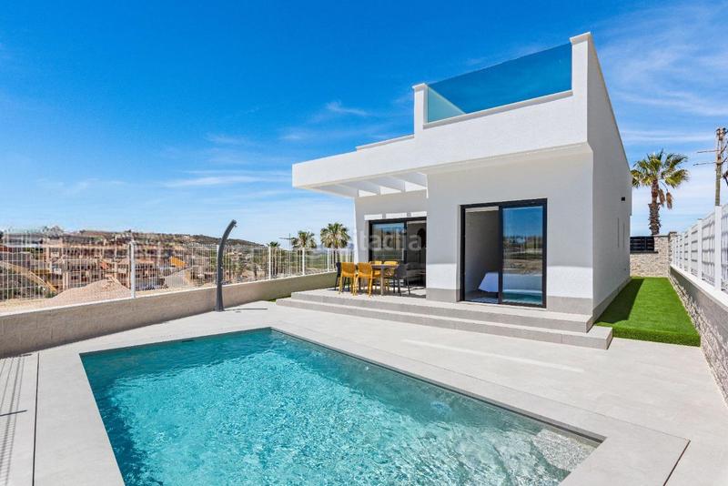 Foto 9aa2558c-b42f-4abd-a8a3-c45e240a1724. Chalet  independiente en la finca golf en Algorfa