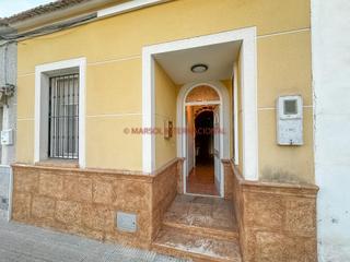 Casa adossada  Calle de excautivos. Casa reformada en bigastro