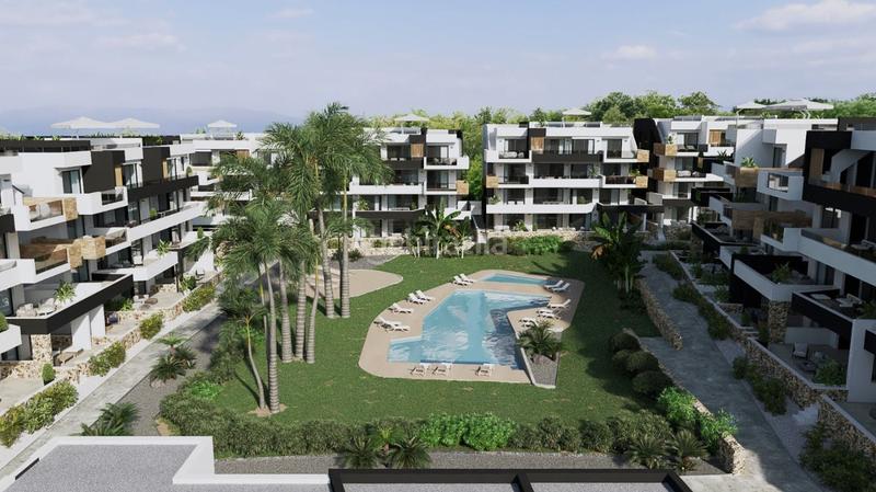 Foto 570c5754-27c4-4727-8764-72368d7f0b5f. Piccolo appartamento con riscaldamento parcheggio piscina in Orihuela