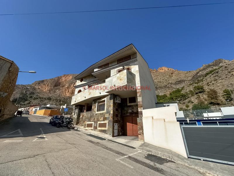 Foto 42a6ca72-ef6b-4927-bf37-80a53a078304. Chalet impresionante chalet de lujo en Redován