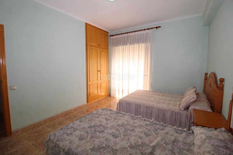Foto 1ae9a6b7-cd69-44ee-b7d6-29057b9749f8. Chalet with parking in Zona los Frutales Torrevieja