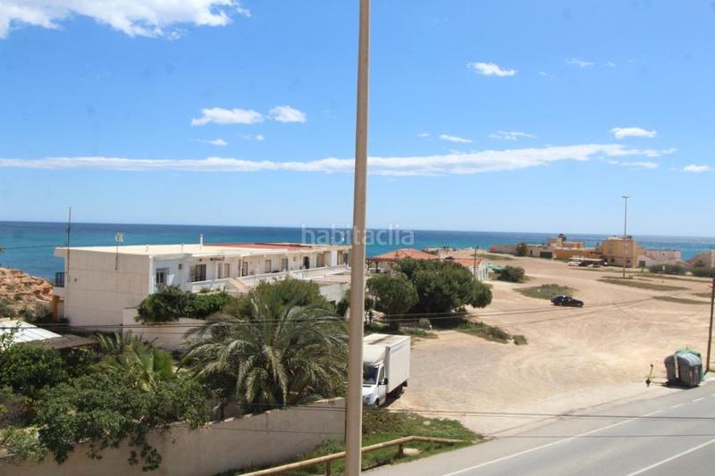 Foto 24f1013e-8596-4553-9993-27bf22bcbc2d. Chalet with parking in Zona los Frutales Torrevieja