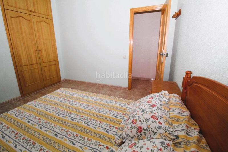 Foto 78a9ba04-e253-4840-aa01-f5cc1af2d81c. Chalet with parking in Zona los Frutales Torrevieja