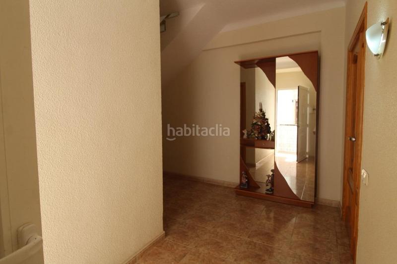 Foto d642197b-6e9f-41d4-a75d-c552da021d3a. Chalet with parking in Zona los Frutales Torrevieja