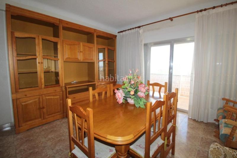 Foto dadcec19-3baf-41c4-bd23-0647413013d9. Chalet with parking in Zona los Frutales Torrevieja