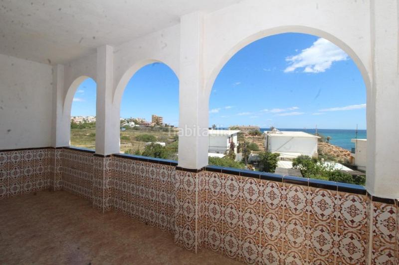 Foto deb8a2c5-5bf0-497c-b088-8dd5d45bf9b4. Chalet with parking in Zona los Frutales Torrevieja