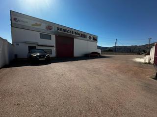 Lloguer Local Comercial  Carretera arneva. Nave industrial con instalaciones en perfecto estado