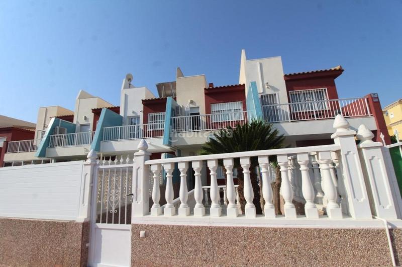 Foto d0ef5a7e-a047-4704-934b-c2562bf3a2c7. Reihenhaus mit parking in Los Balcones-Los Altos Torrevieja