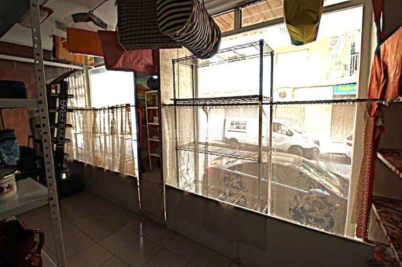 Foto a6421c01-16c4-4c22-8f09-40cc30e3bbd4. Local comercial a El Acequión Torrevieja