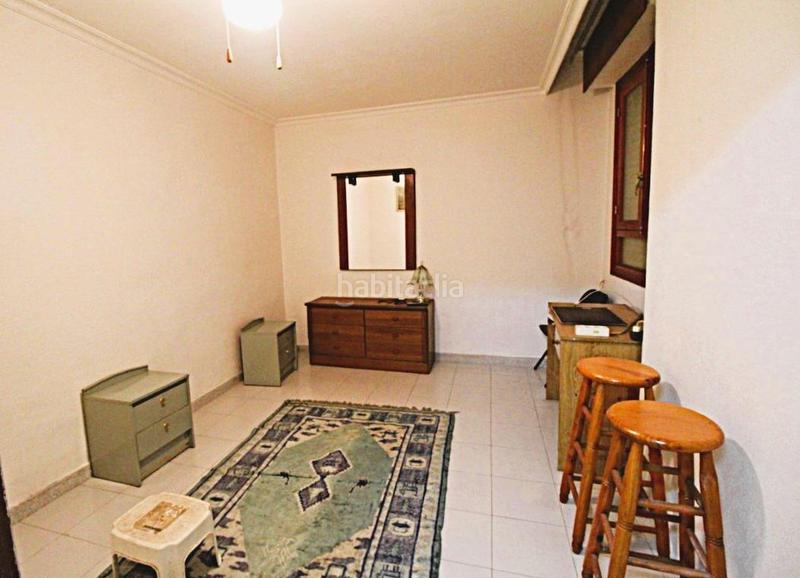 Foto b6b87145-8f72-45d5-9dbc-7185198959d2. Local comercial a El Acequión Torrevieja