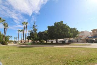 Penthouse  Avenida parís. Atico en residencial privado de torrevieja