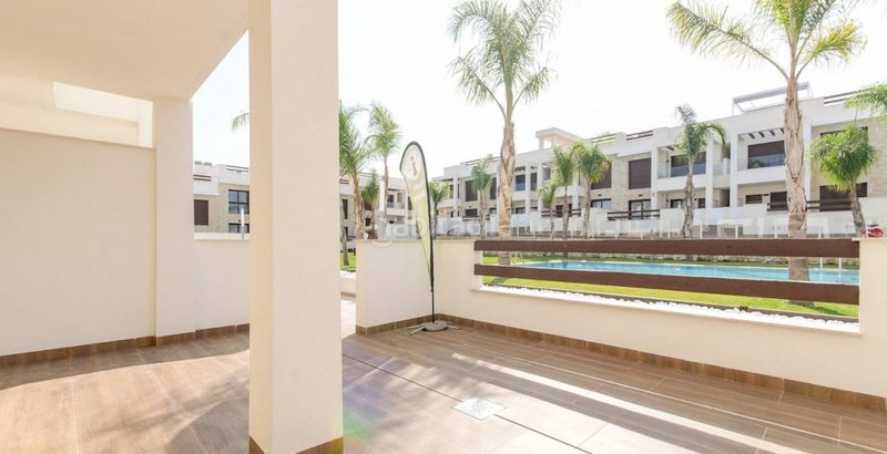 Foto a2fb850c-3abc-4bc0-ba81-3fa6be8c8f34. Casa amb calefacció piscina a Los Balcones-Los Altos Torrevieja