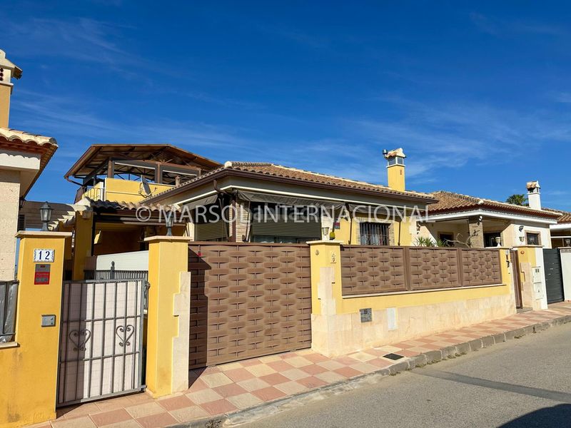 Foto dd4c33bb-8e66-4f48-926c-3461a8be1637. Xalet amb calefacció aparcament piscina a Bigastro