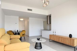 Appartement  Calle verdi. Amplio apartamento en san miguel de salinas
