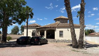 Chalet  Camino camino arroba madriguera. Villa exclusiva con amplios espacios y entorno privilegiado en c