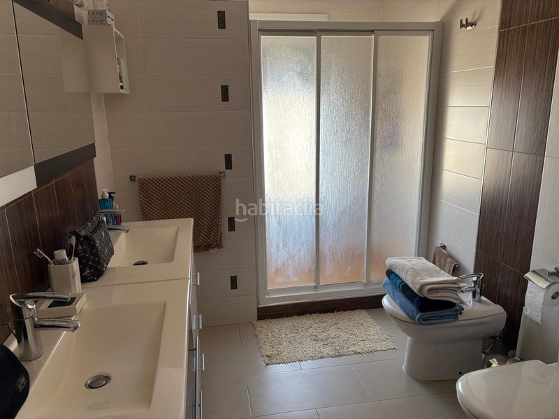 Foto 182349a2-1102-4123-a32c-2d336e80f9e4. Xalet amb aparcament piscina a Catral