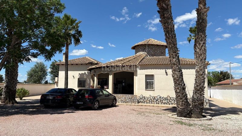 Foto b4c5c291-fa50-43e7-8662-5da45d243192. Xalet amb aparcament piscina a Catral