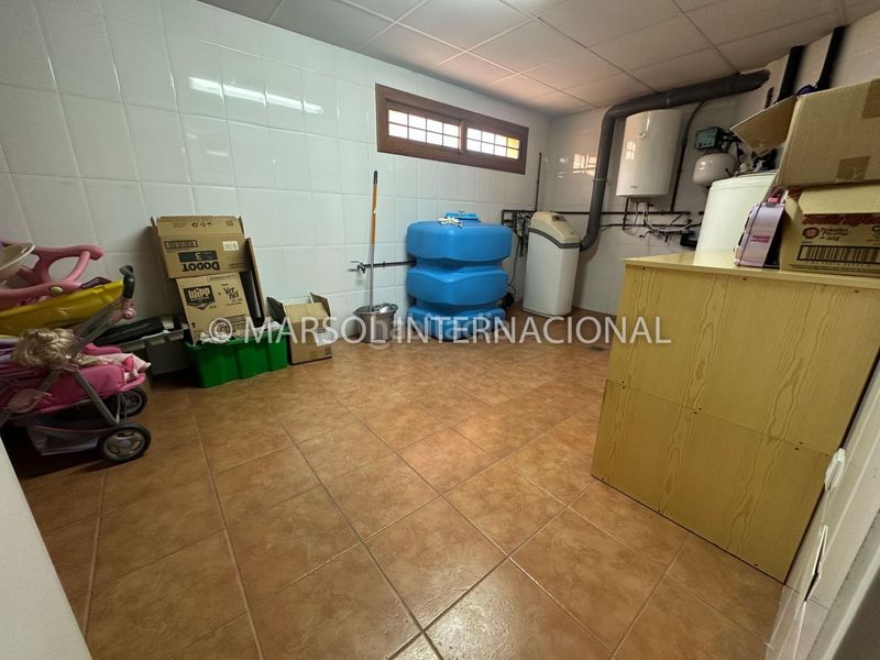 Foto 5a4a0449-dbf3-4825-9fb9-3c9fd6d69e72. Xalet amb aparcament a Redován