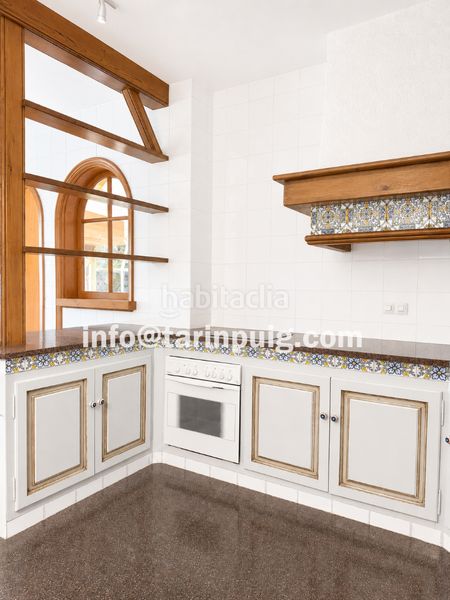 Foto d7342b8d-36d7-49a2-b343-4211ec788090. Casa amb xemeneia calefacció aparcament piscina a Begues