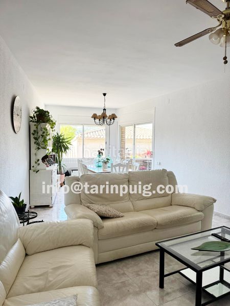 Foto a03e504b-59b9-4516-b244-9014c1622f1c. Pis a camí ral 1 a Begues