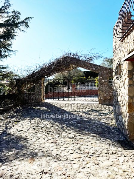 Foto 1ff4a96f-506b-4334-bc07-1522f9ccc074. Casa amb xemeneia calefacció aparcament piscina a Begues
