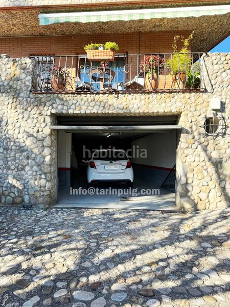 Foto bcf25ee0-55fa-406b-9bc0-2eef1c8b2605. Casa amb xemeneia calefacció aparcament piscina a Begues