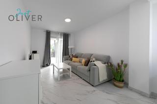 Appartement in Carrer d'enric morera 4. Obra nueva en el centro de la pineda