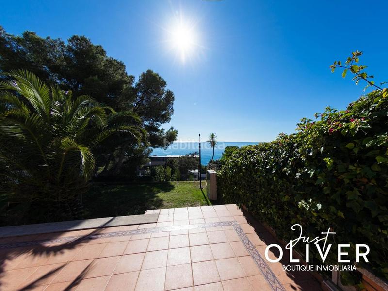 Foto a9c46079-8b04-4ee8-af44-13a7173bf548. Casa bifamiliare in pla de maset - cap de Salou Salou