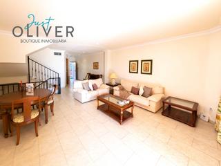 Casa aparellada  Carrer de la punta del cavall. Casa con incribles vistas al mar