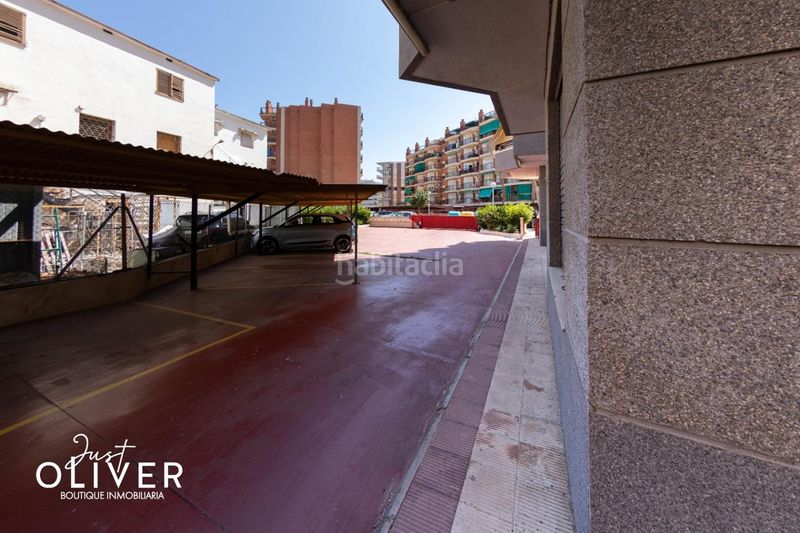 Foto cce58bea-0066-4ee6-9139-97e41b4d791b. Pis amb aparcament a La Pineda Vila-seca