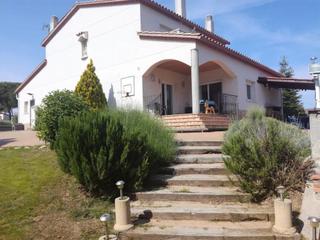 Casa a Mas Altaba - El Molí. Gran casa con piscina y licencia turística, costa brava